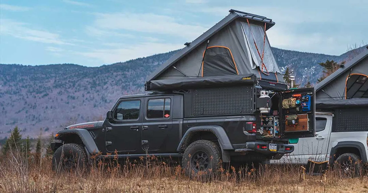 Alu-Cab Canopy Camper for 2020  Jeep Gladiator