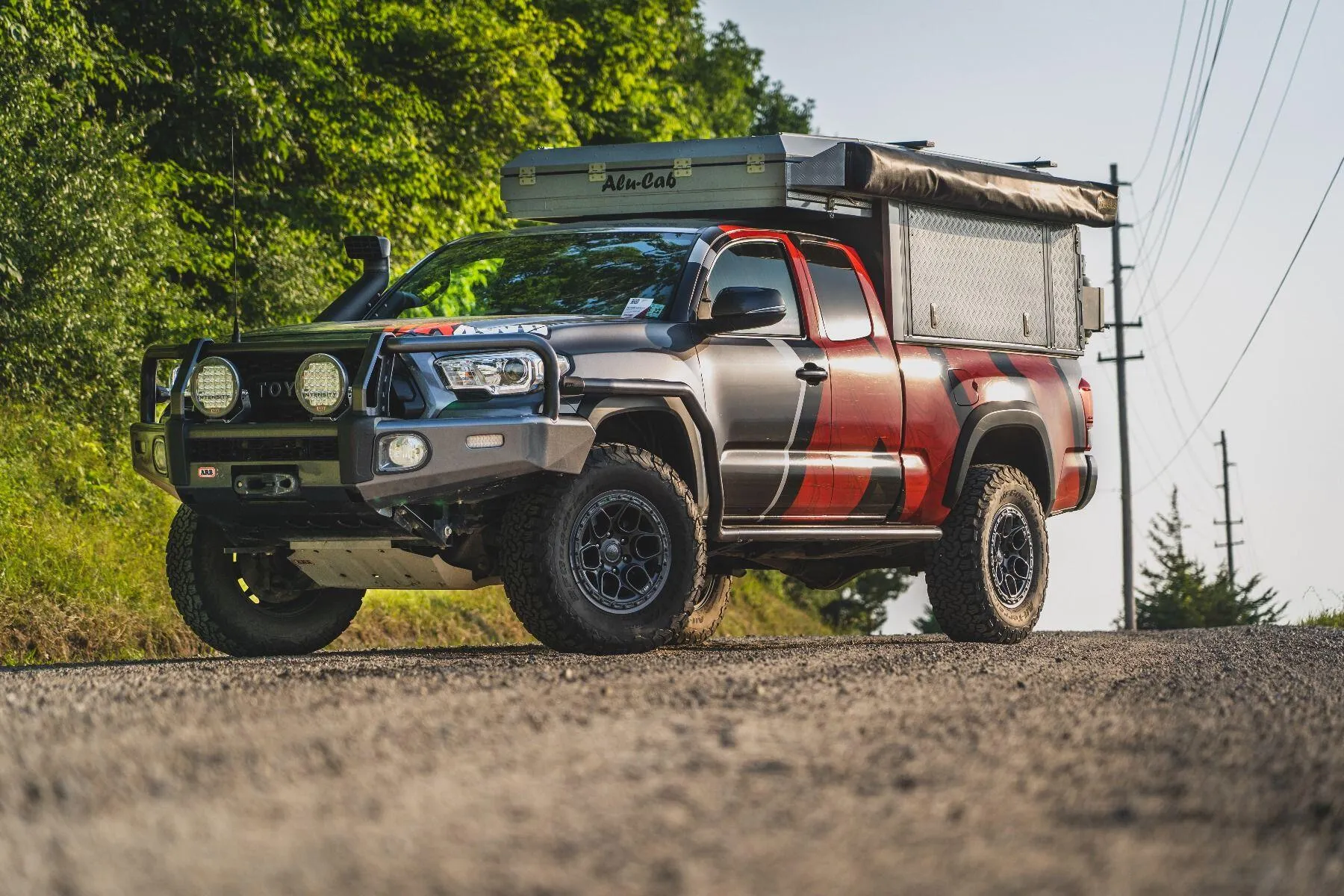 Alu-Cab Toyota Tacoma Canopy Camper 2016 