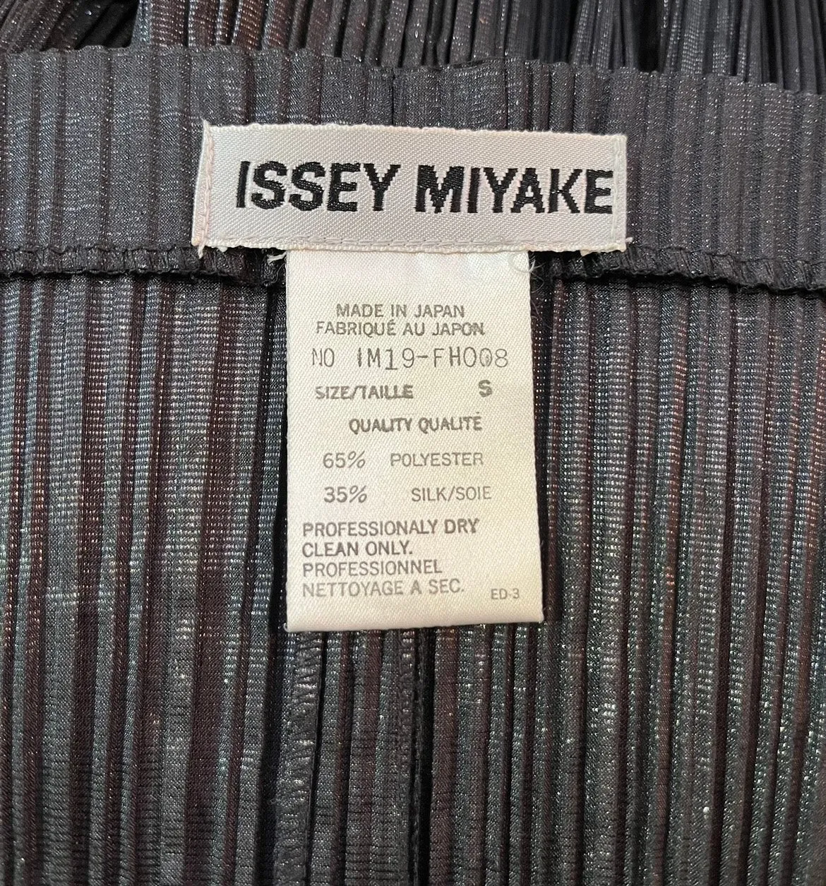 Issey Miyake A/W 1994-95 Black Pleated Architectural Avant-Garde Dress