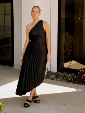 It Guest Pleated Maxi - Black