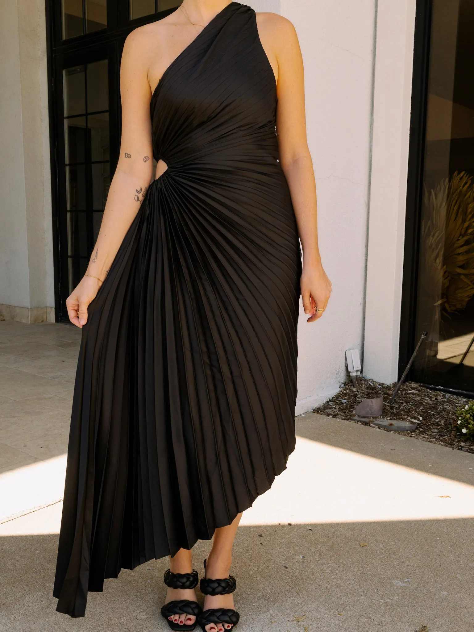 It Guest Pleated Maxi - Black