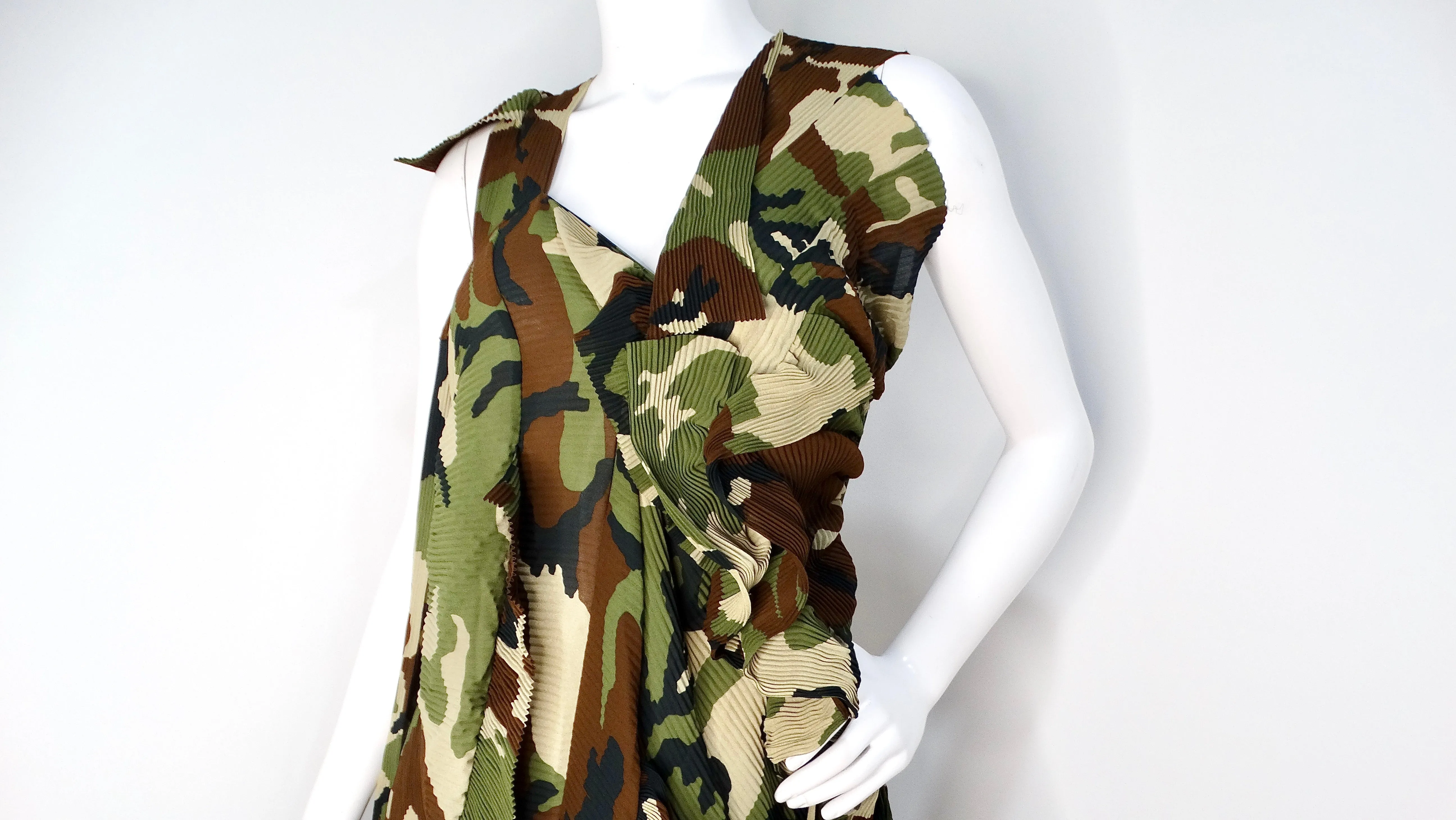 Junya Watanabe CDG 2010 Runway Green Camo Print Pleated Asymmetrical Dress