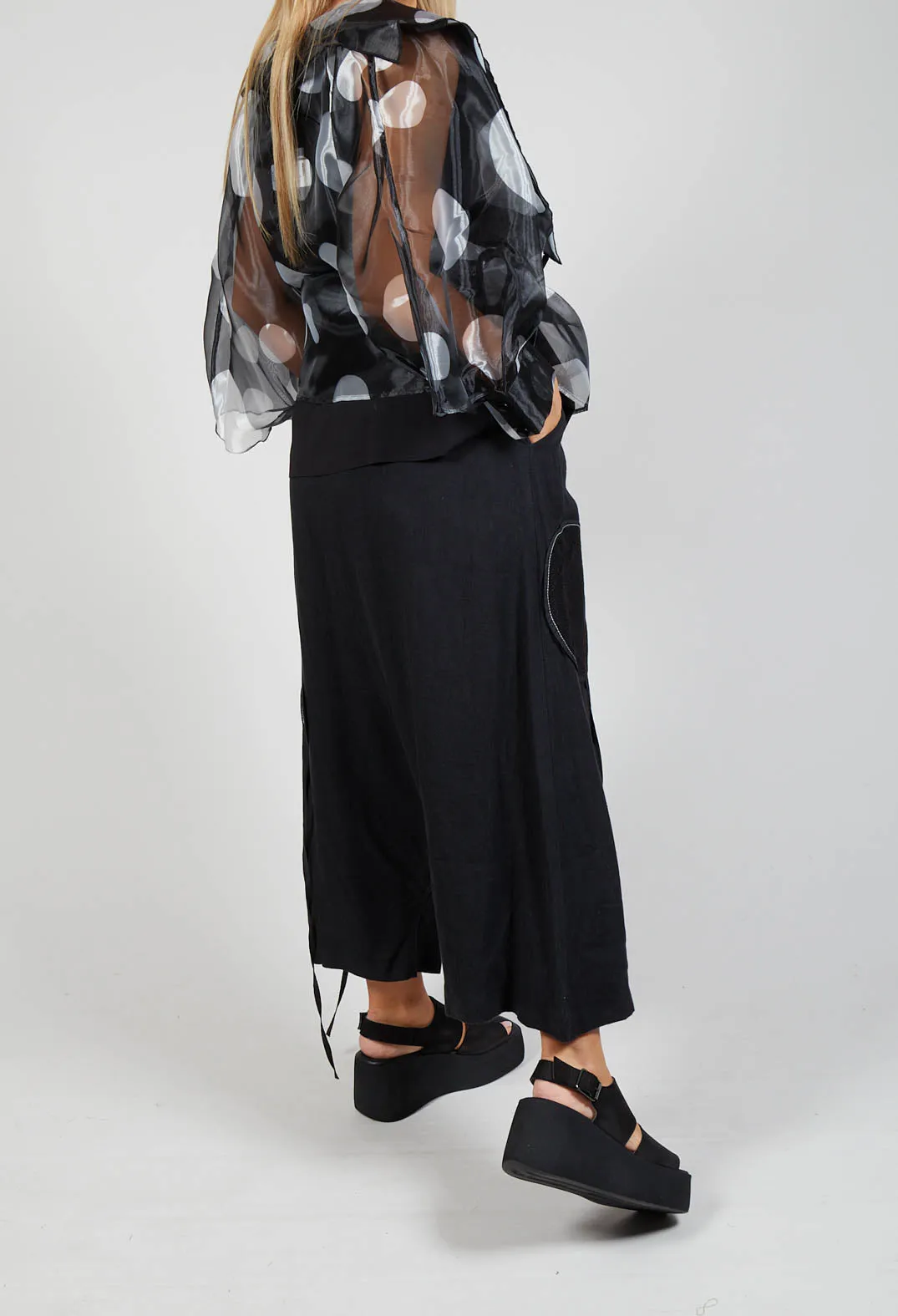 Keten Drop-Crotch Culottes in Black