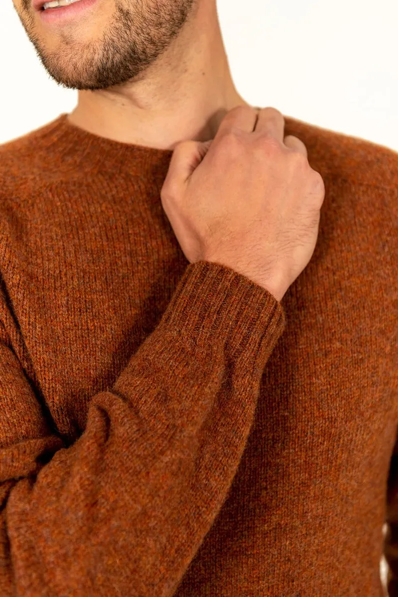 Mens Seamless Saddle Shoulder Shetland Jumper - Light rust