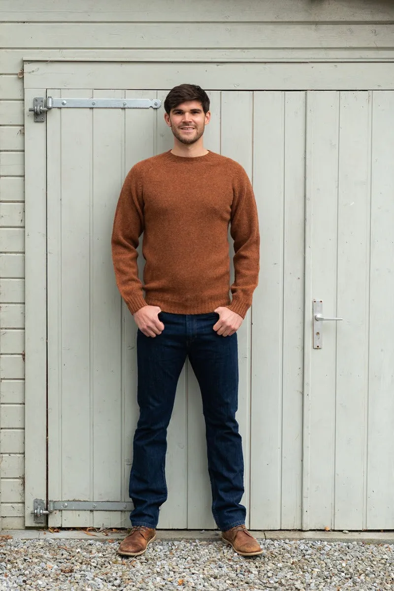 Mens Seamless Saddle Shoulder Shetland Jumper - Light rust