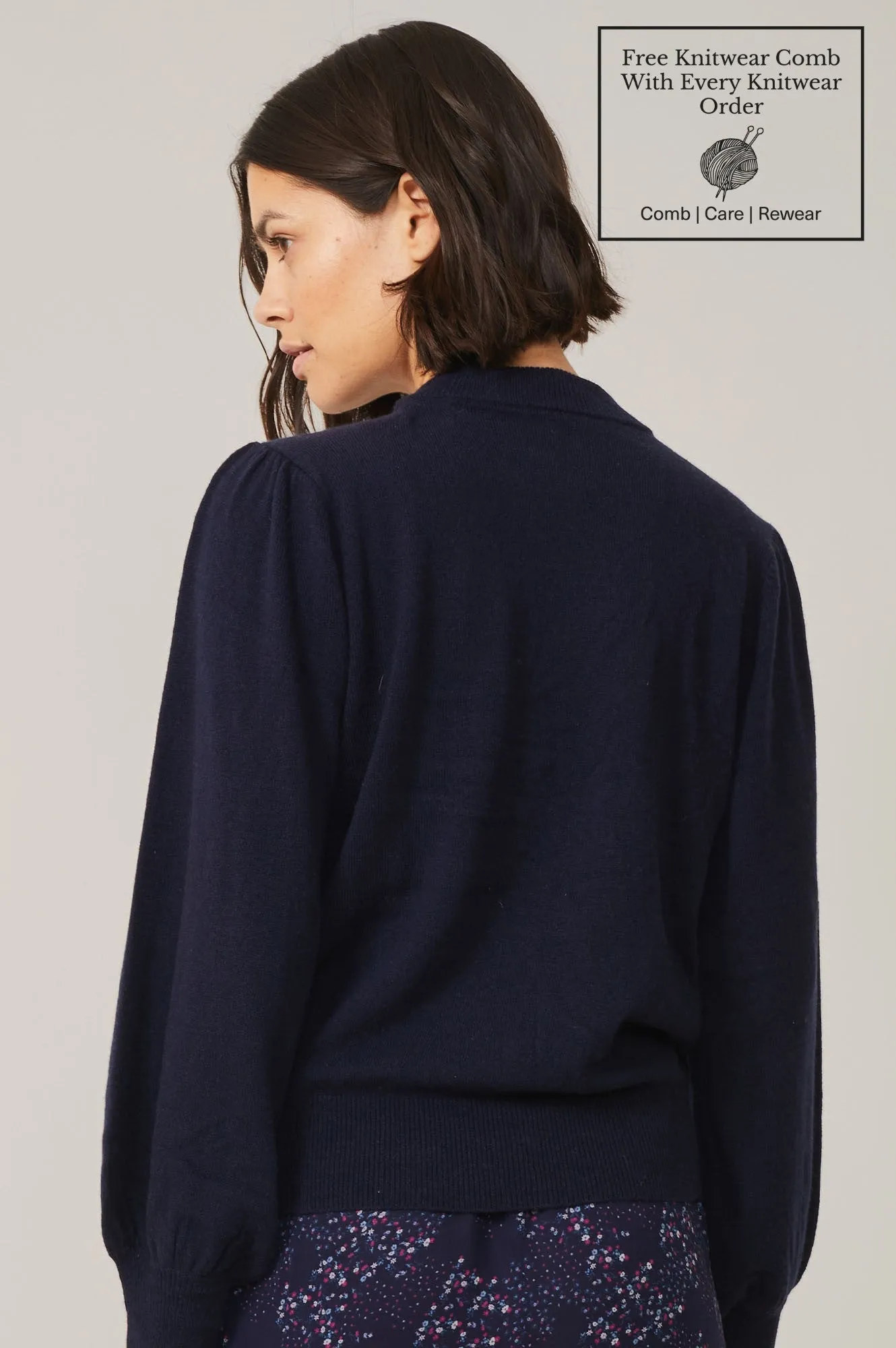 Merino Cashmere Blend Crew Neck Jumper | Navy