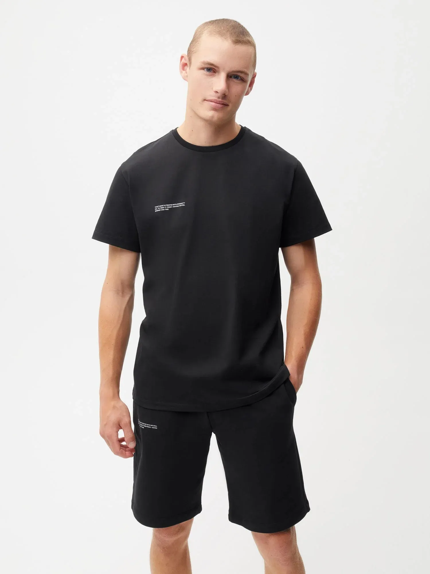 Organic Cotton T-shirt with C-FIBER™ Core—black