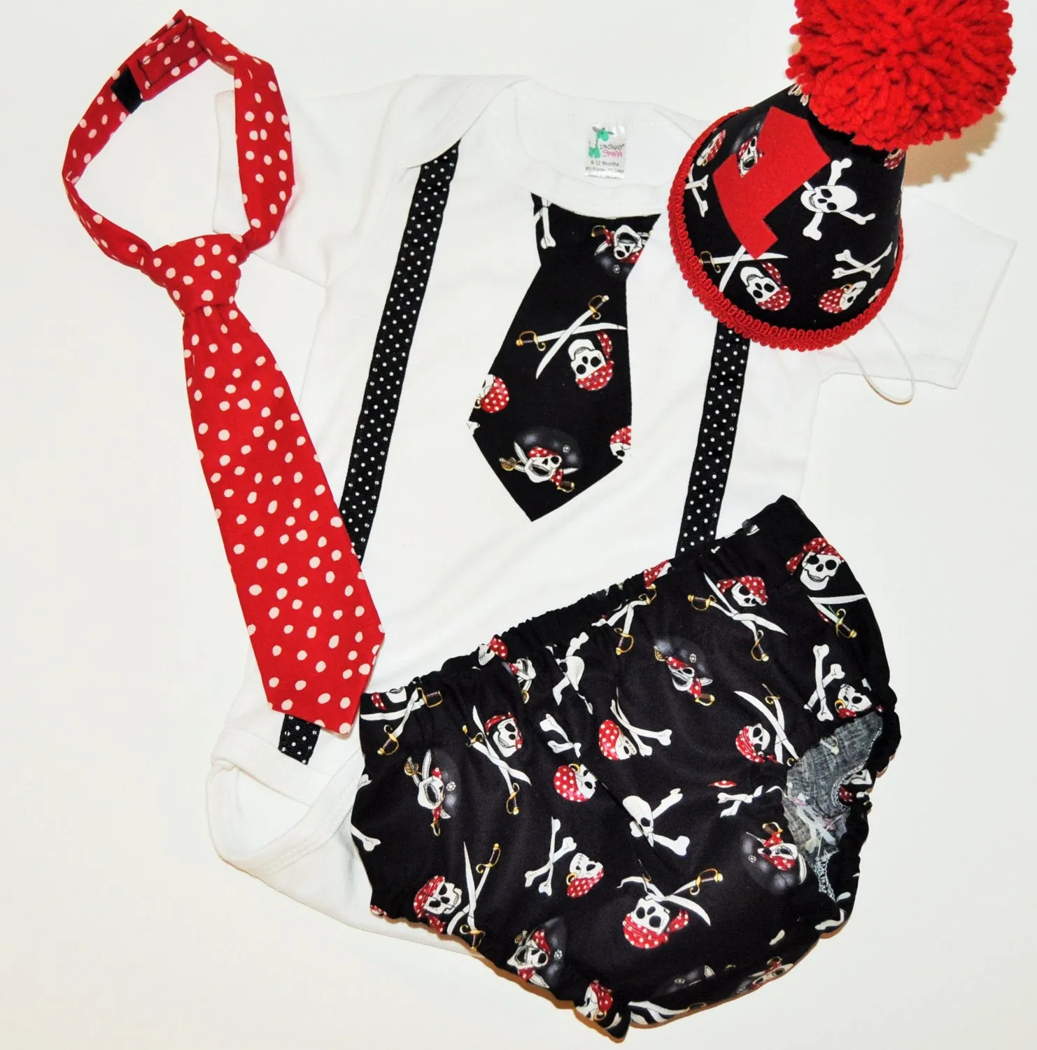 pirate cake smash outfit with party hat, skull and crossbones birthday outfit, 1st 2nd 3rd birthday, Boys cake smash outfit, Pirate Banner