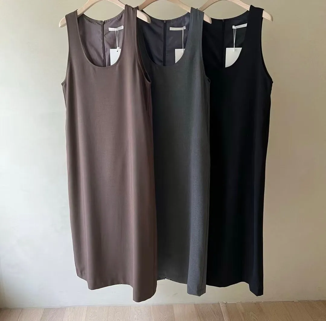 Scoop-Neck Layering Dress