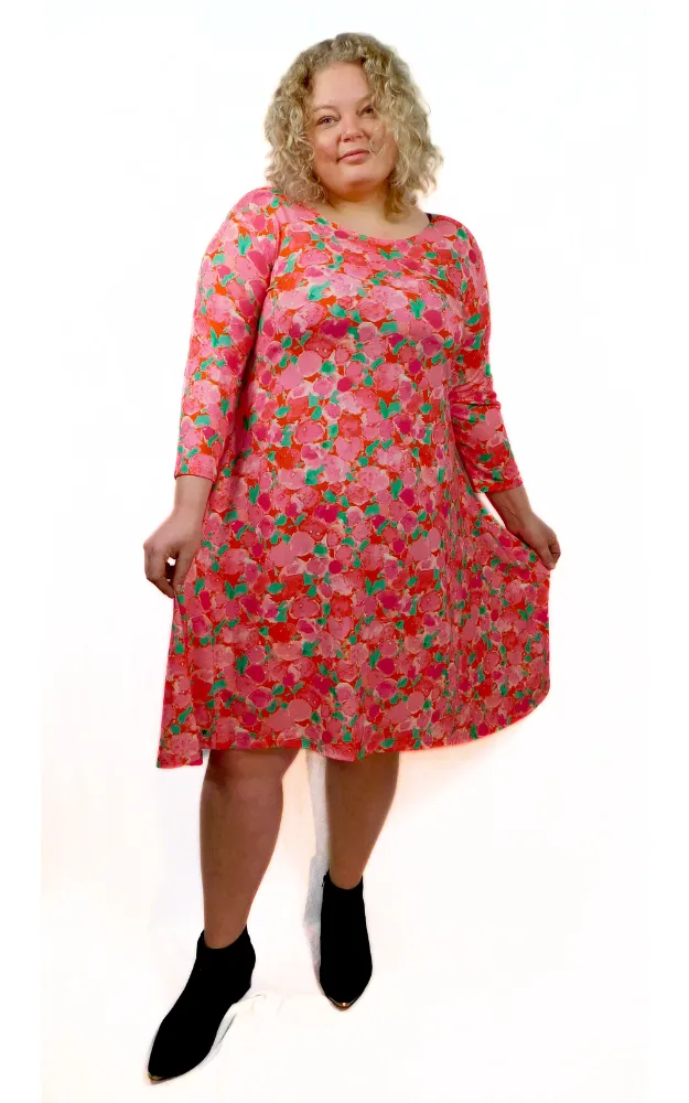 Viscose Semi Fitted Dress 3/4 Sleeve Dress - Rose Print