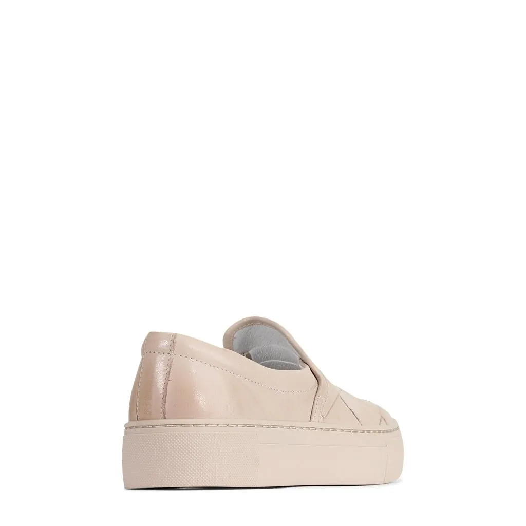 WOVE LEATHER SLIP ON SNEAKER